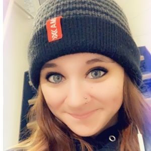 Meet your Posher, Summer